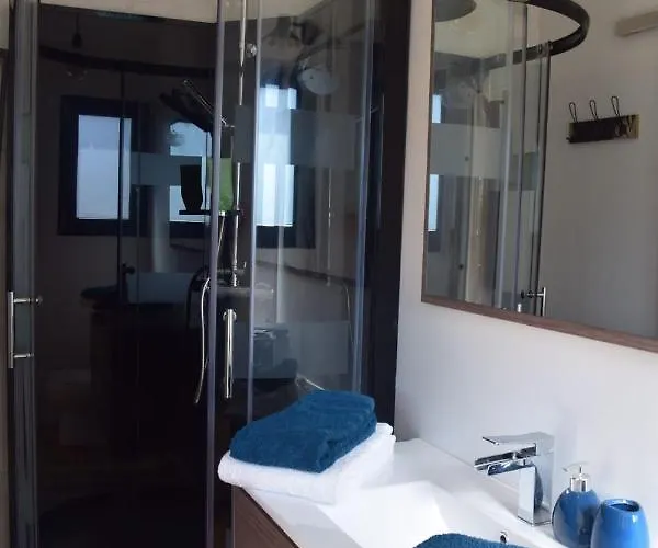 D'hote Independante 3*